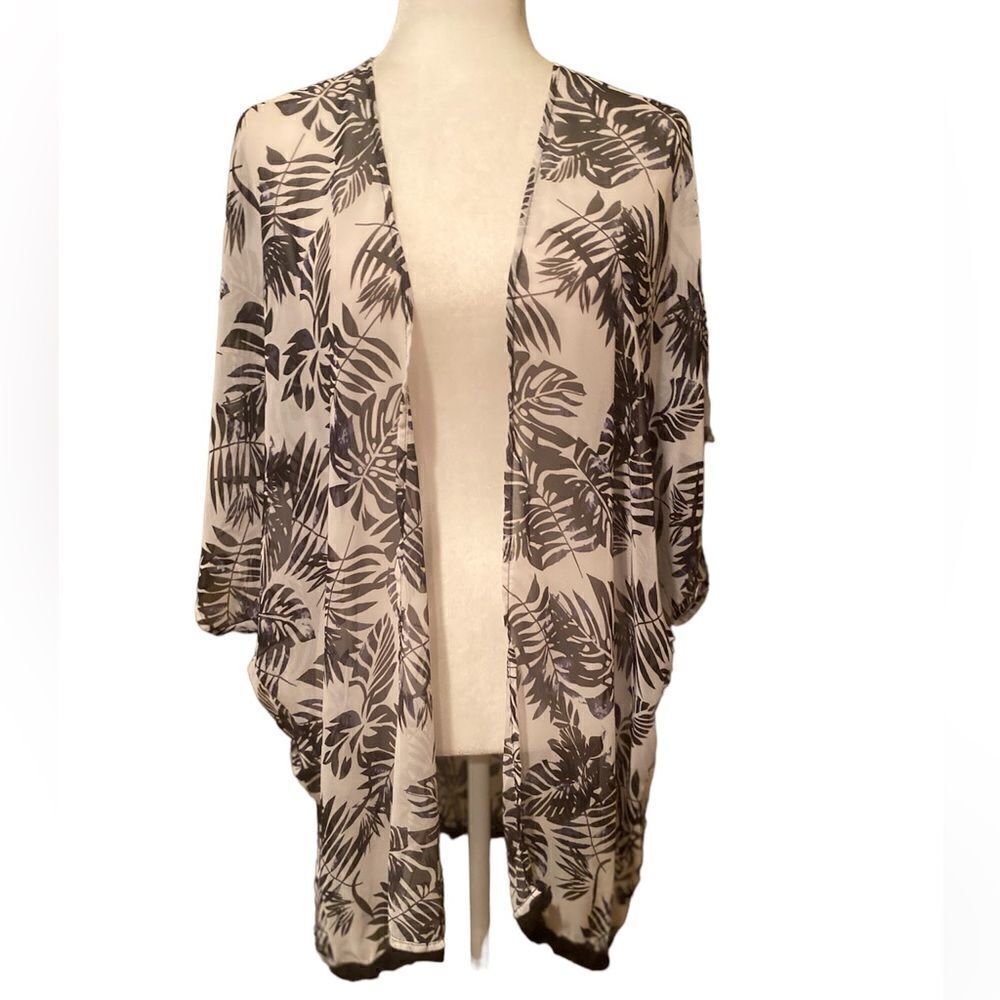 Black & White Kimono One Size Fringe